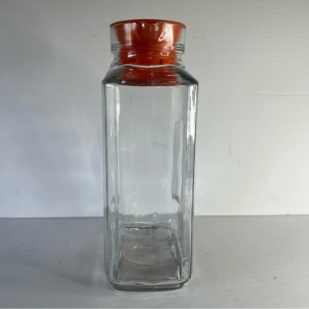 VTG Anchor Hocking Refrigerator 2 Qt Juice Carafe Glass Jug Rubber Stopper READ